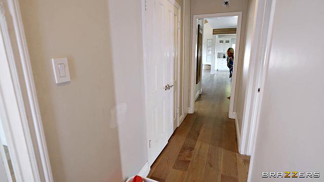 Copycat Stepmom Steals New Stepdaughter's BF