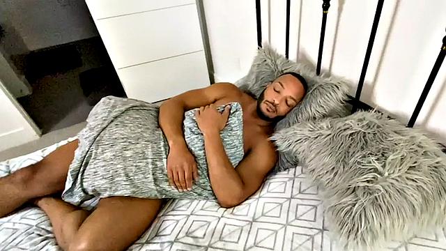 Black POV stud barebacked by tattooed top BF in closeup