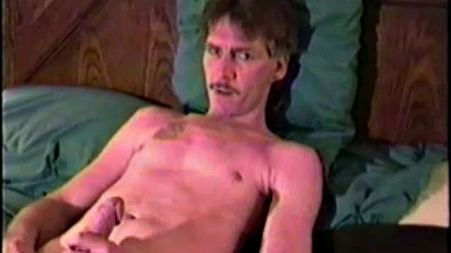 Todd can't wait to get drilled by a rugged working man
