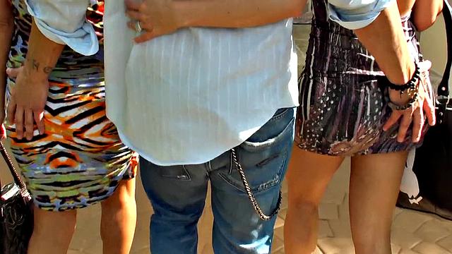 шопинг превращается в оргию: испанский базар, большие сиськи и лизание киски от души