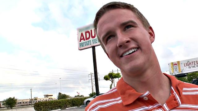 Fooled Str8 gets gloryhole BJ before he fucks gay dude