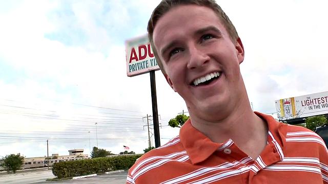 Fooled Str8 gets gloryhole BJ before he fucks gay dude