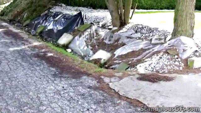 Sexy Girl Gets Filmed In the Shower