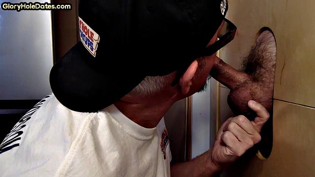 Gloryhole DILF takes fresh load in his greedy mouth