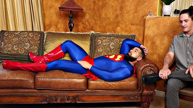 Buff superheroes sucking after bareback in couple