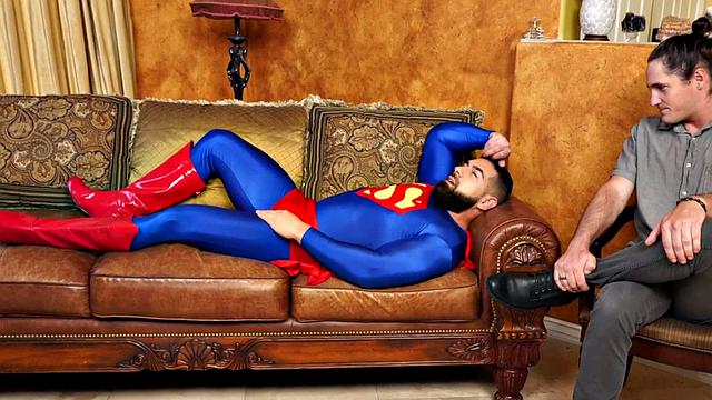 Buff superheroes sucking after bareback in couple