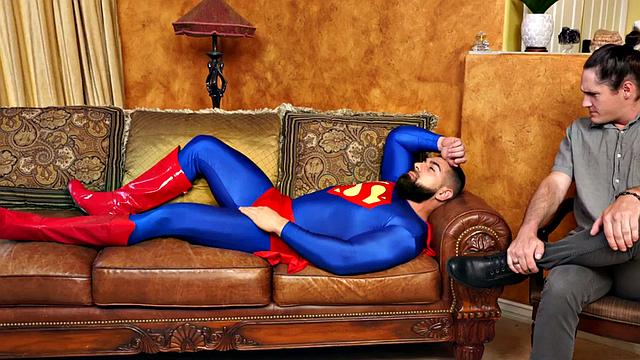 Buff superheroes sucking after bareback in couple