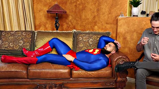 Buff superheroes sucking after bareback in couple