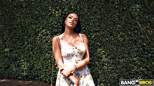 Swinger Fucks For Cash