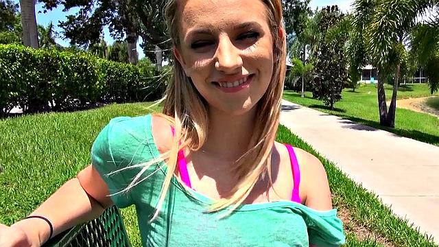 Watch Jayden's hot blowjob and skirt-fucking skills in the great outdoors