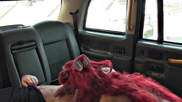 Lick my pussy, I'll show you my tits