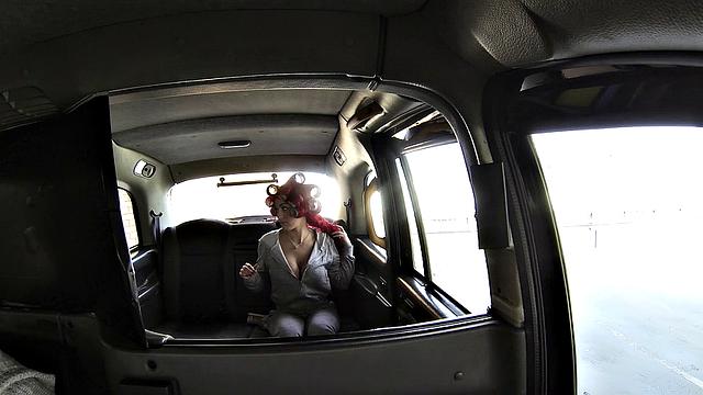 Lick my pussy, I'll show you my tits