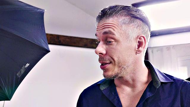 A hot babe in high heels and jeans give a steamy handjob and get her pussy licked in the bedroom