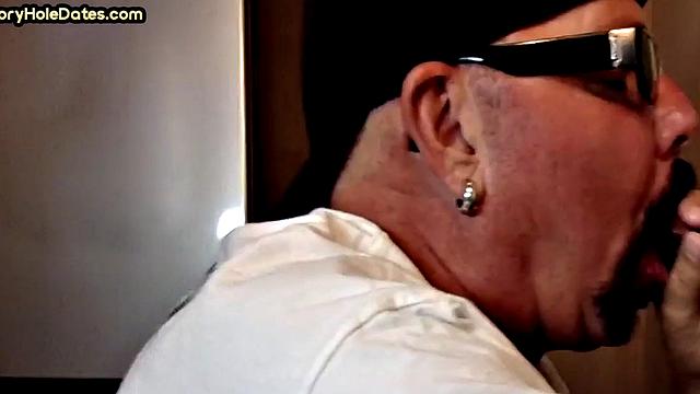 Deepthroating gloryhole DILF eats meat in POV closeup