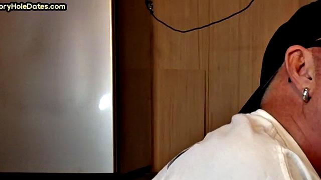 Deepthroating gloryhole DILF eats meat in POV closeup