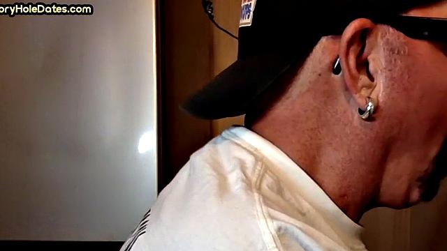 Deepthroating gloryhole DILF eats meat in POV closeup