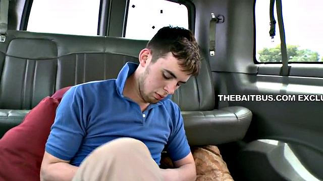 Straight amateur stud fucks in pickup bus till cumshot