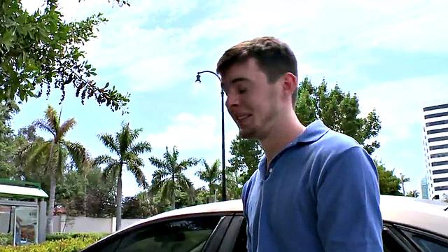 Straight amateur stud fucks in pickup bus till cumshot