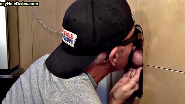 Amateur gaydaddy sucks gloryhole dick till cum in mouth