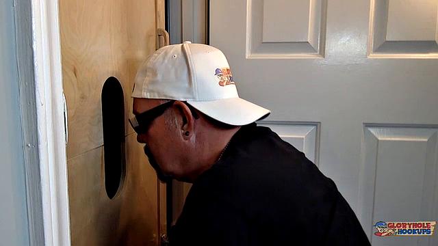 Chocolate Cock Serviced at the Gloryhole