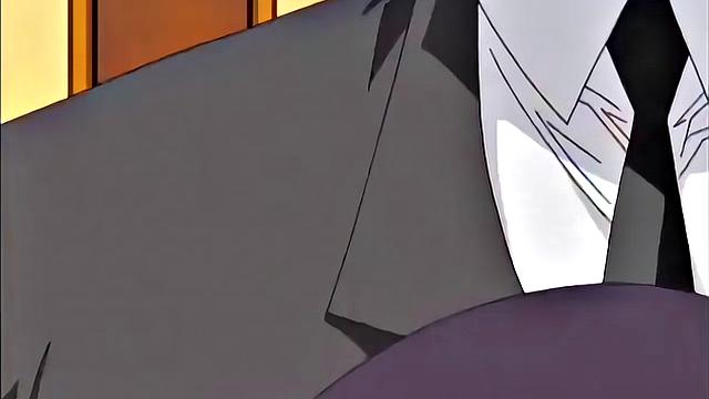 Смотри, как зрелая японка стонет, когда доминантки играют с ней и суши на столе.