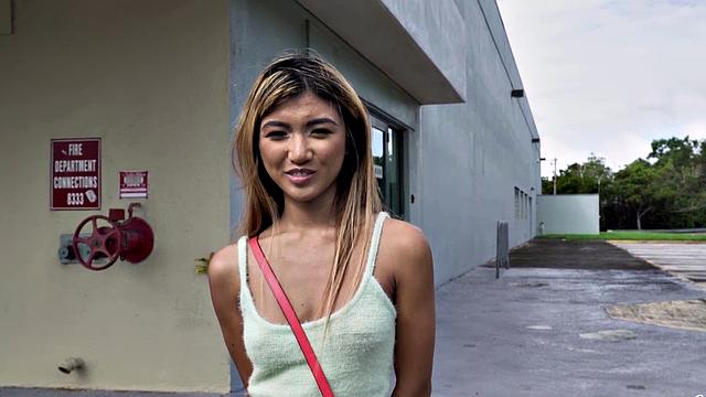 Big cock pounds a hot Asian teen in a car with a smile