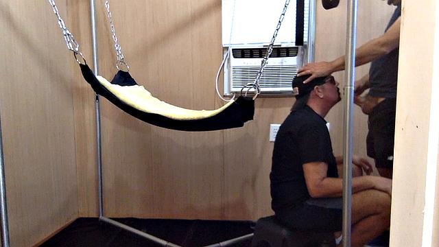 Raw Gloryhole Ass Breeding