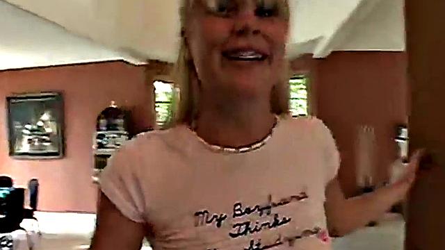 Lesbo teen eats pussy by the poolside