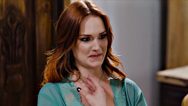 I cucked out my stepmom in front of her BF!