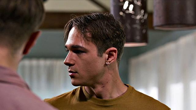 I cucked out my stepmom in front of her BF!