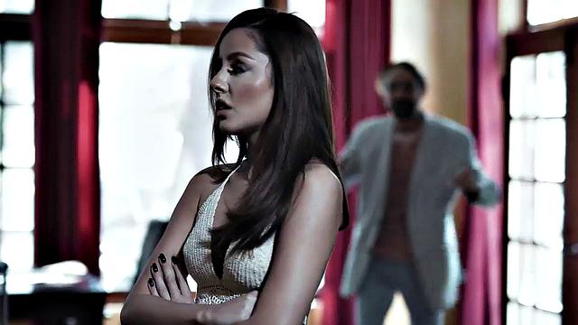 Stepdaughter sucks of her stepdad before pussyfuck