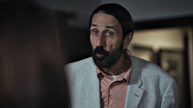 Stepdaughter sucks of her stepdad before pussyfuck