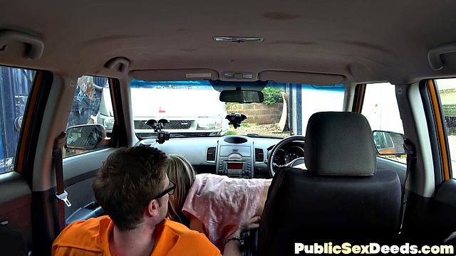 Petite bae bouncing on driving teacher