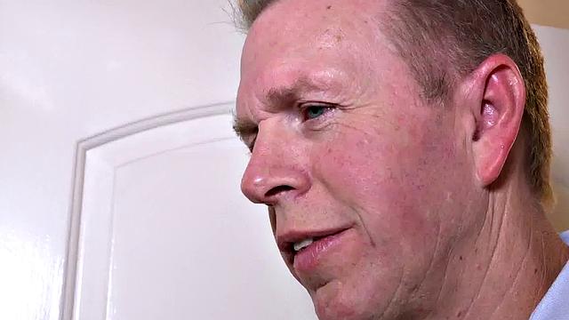 жаркая блондинка giselle palmer разрывается между страстью и тайной