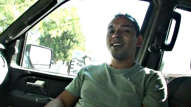 Tasty hawaiin bukkake babe fucks