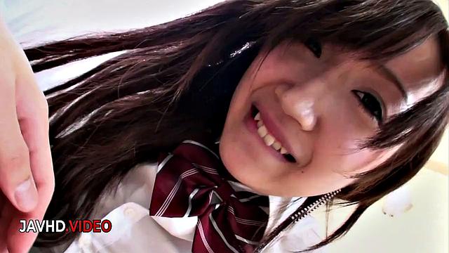 Seductive Japanese Shizuku Gives Epic Slippery Blow Job Delightfully