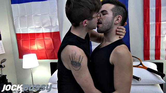 Riley and Ari Atlanta Chapter 3