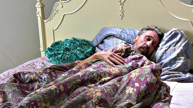 Stunning Girl Vanessa Sky Gets Her Hot Ass Plumbed By Her Stepdad