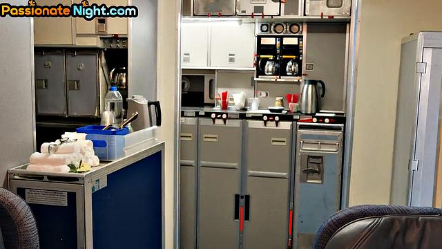 horny cosplay babe analbanged