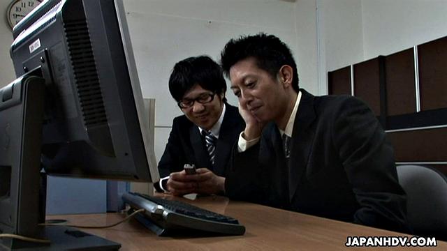 Emiri Mizukawa Hardcore At The Office