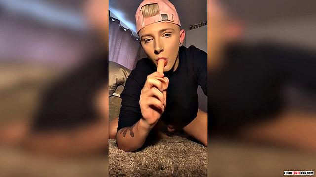Teddy Lane Plays With His Twink Hole