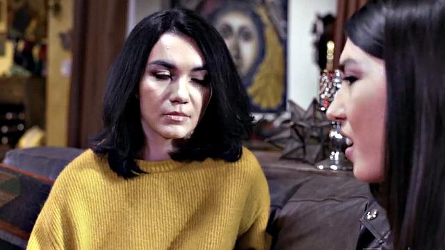 Brunette tattooed slut licks and kisses pierced lesbian's ass before devouring her wet pussy