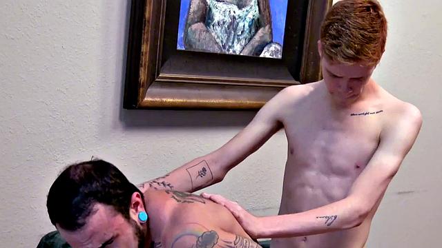 FTM amateur stud with tattooed body fucked by ginger partner