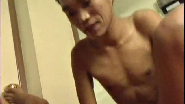 Twink Asian sucks off bottom and licks ass before sex