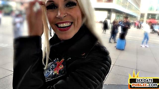 Blonde cougar gets doggystyled