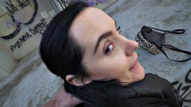 Real amateur slut got doggystyled under bridge