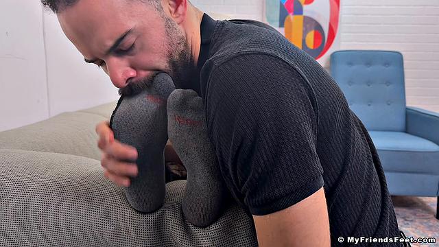 Marine Scott Holliday Gets Worshiped Till He Cums - Scott Holliday