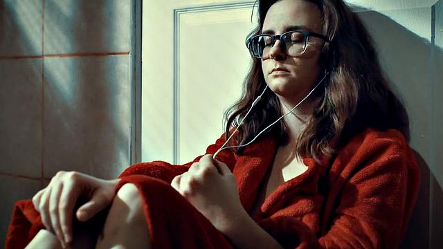 Hairy Pussy Busty GF Fingered and Licked by MILF