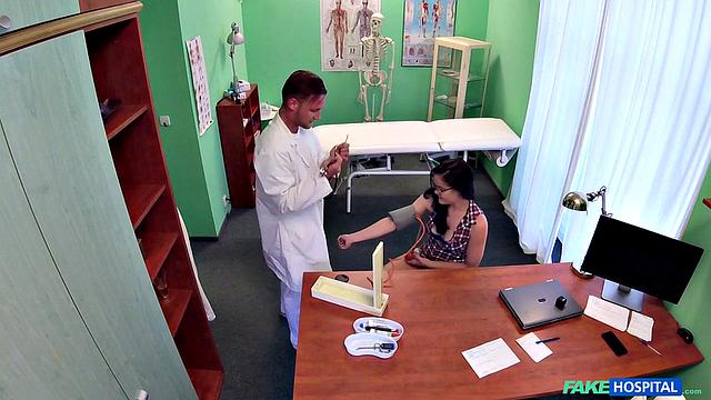 Sexy Babe Orgasms on Doctor's Penis