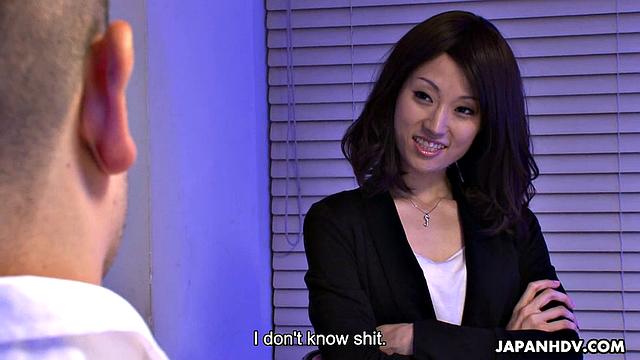 Police lady knows how to do her job well